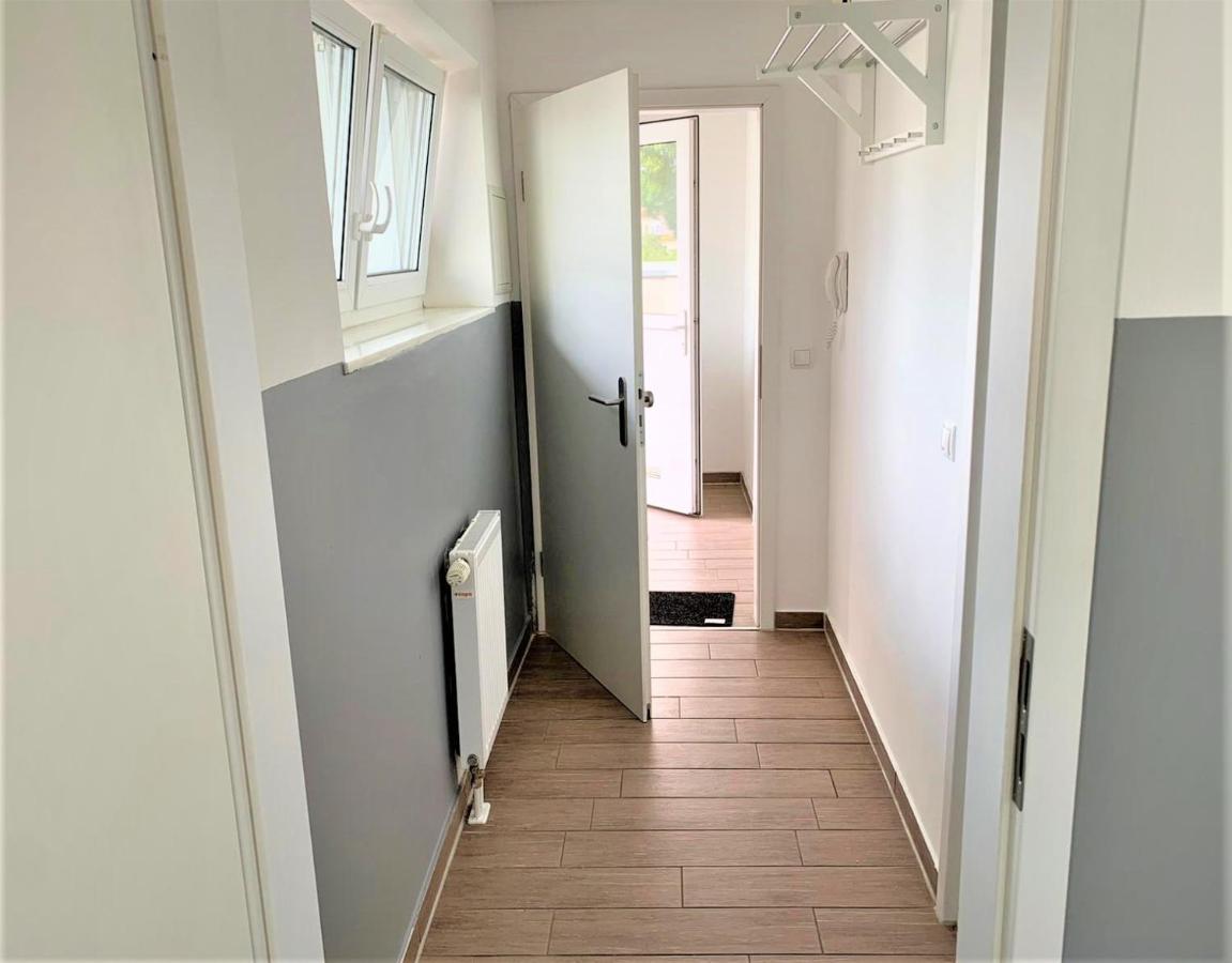 Apartment Voll Moebeliert Mit Balkon Βρέμη Εξωτερικό φωτογραφία